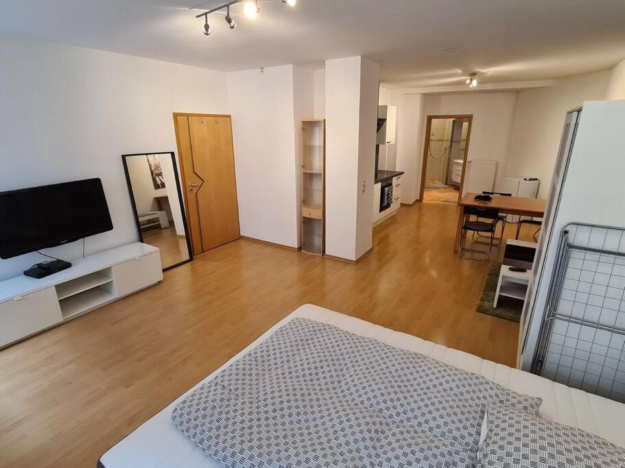 City Central Apartment Kaiserslautern Ngoại thất bức ảnh